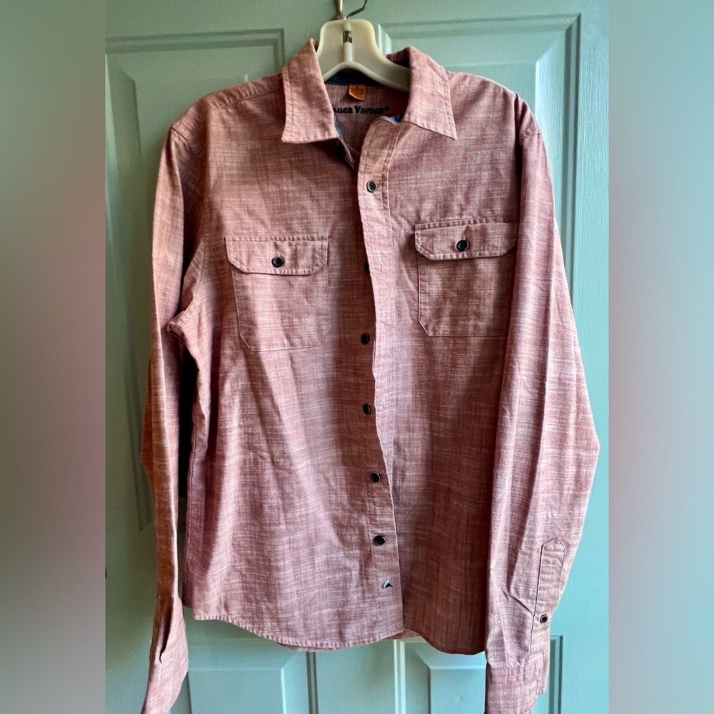Tailor Vintage Men’s long‎ sleeve button up shirt- Red, Size Medium